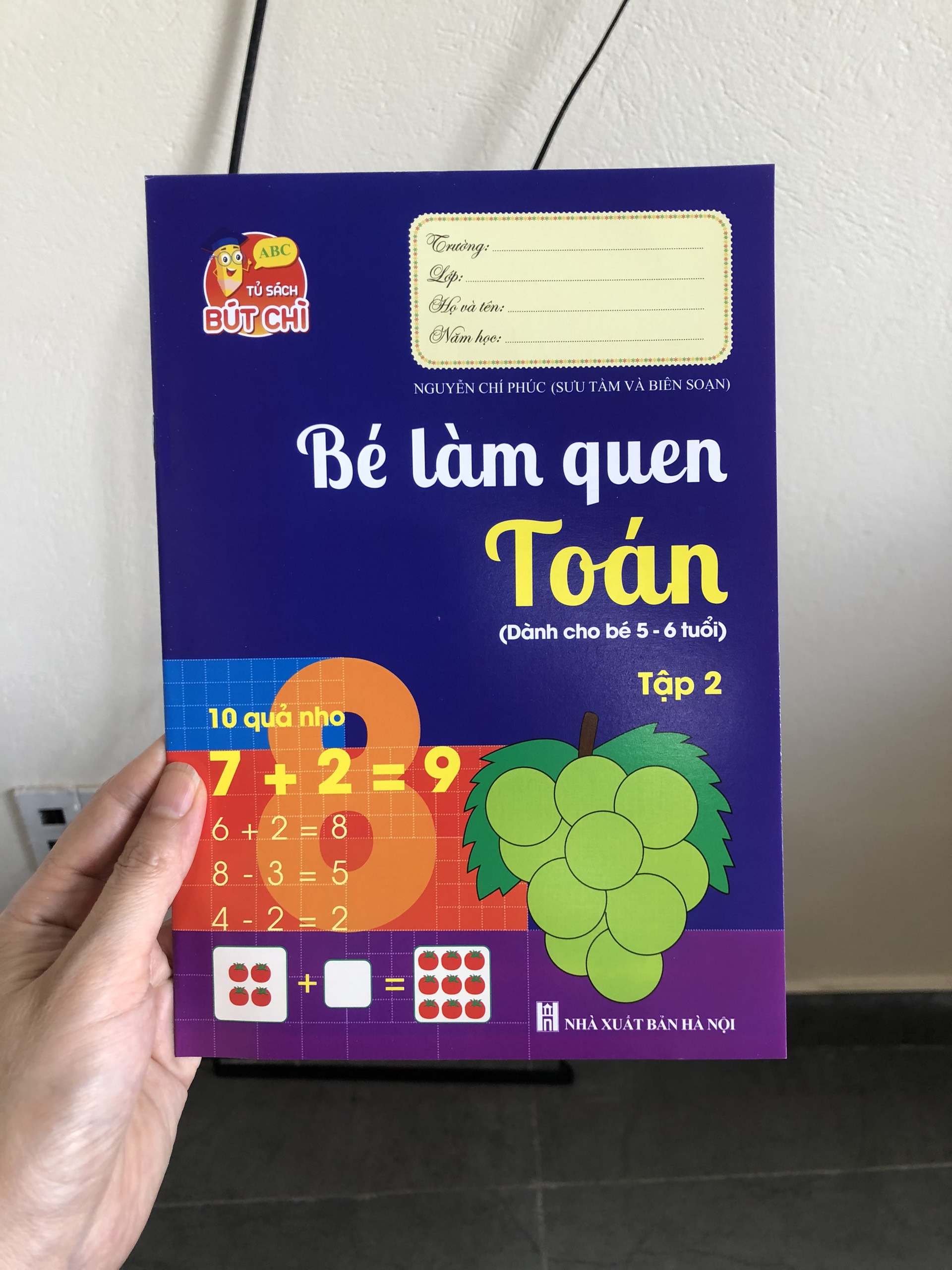 Bộ Sách Chuẩn Bị Cho Bé Vào Lớp Một - Bộ 8 cuốn Tập Tô Số Tập 1 + 2, Bé Làm Quen Với Toán tập 1 + 2, Tập Tô Chữ Tập 1 + 2, Tập Tô Chữ Mẫu Giáo, Tập Tô Nét Cơ Bản - Chuẩn bị hành trang cho bé tự tin bước vào lớp 1