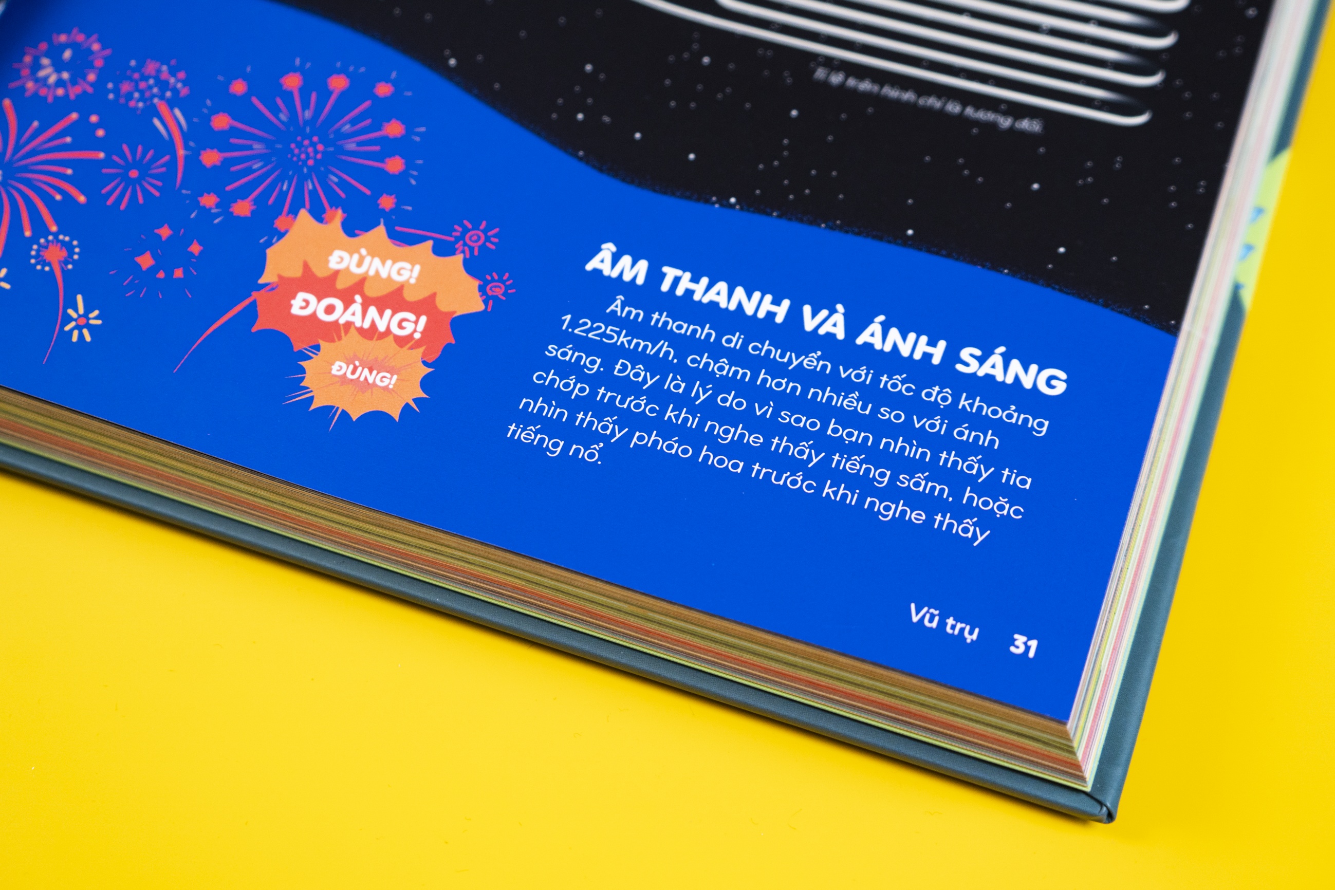 Sách - Britannica