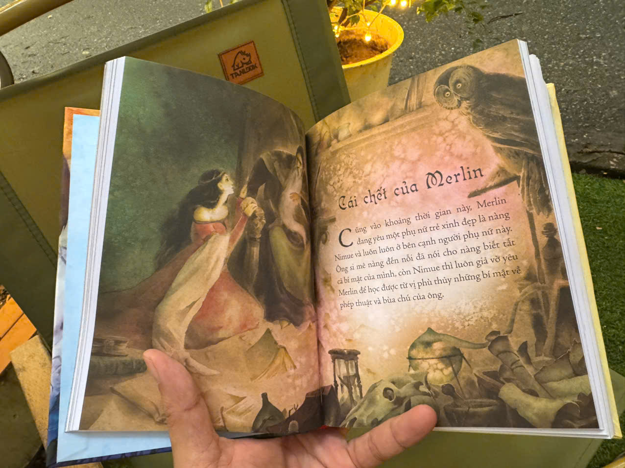(Bìa cứng in màu) IILUSTRATED CLASSICS – TRUYỀN THUYẾT VUA ARTHUR – Mai Loan dịch – Đinh Tị Books – NXB Thanh Niên