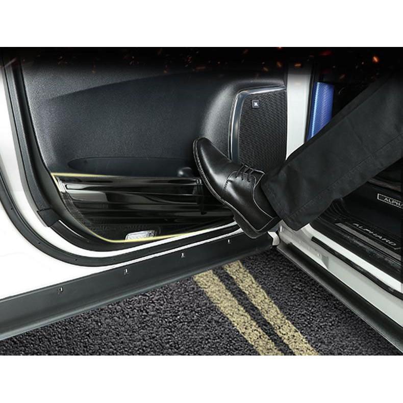 Bộ 4 ốp tapli cửa dành cho xe Honda CRV 2018 2019 2020 tặng kèm keo 3.M